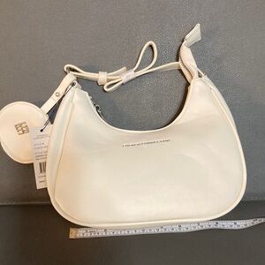 Sabrina Shoulder bag with accessory